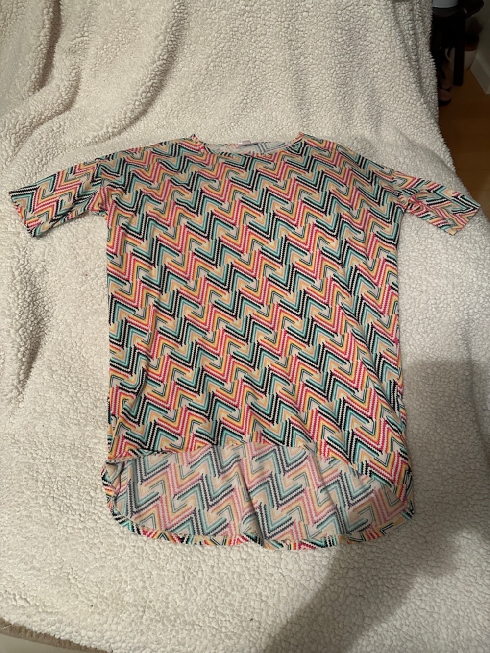 LuLaRoe Multicolor Chevron Short Sleeve Top